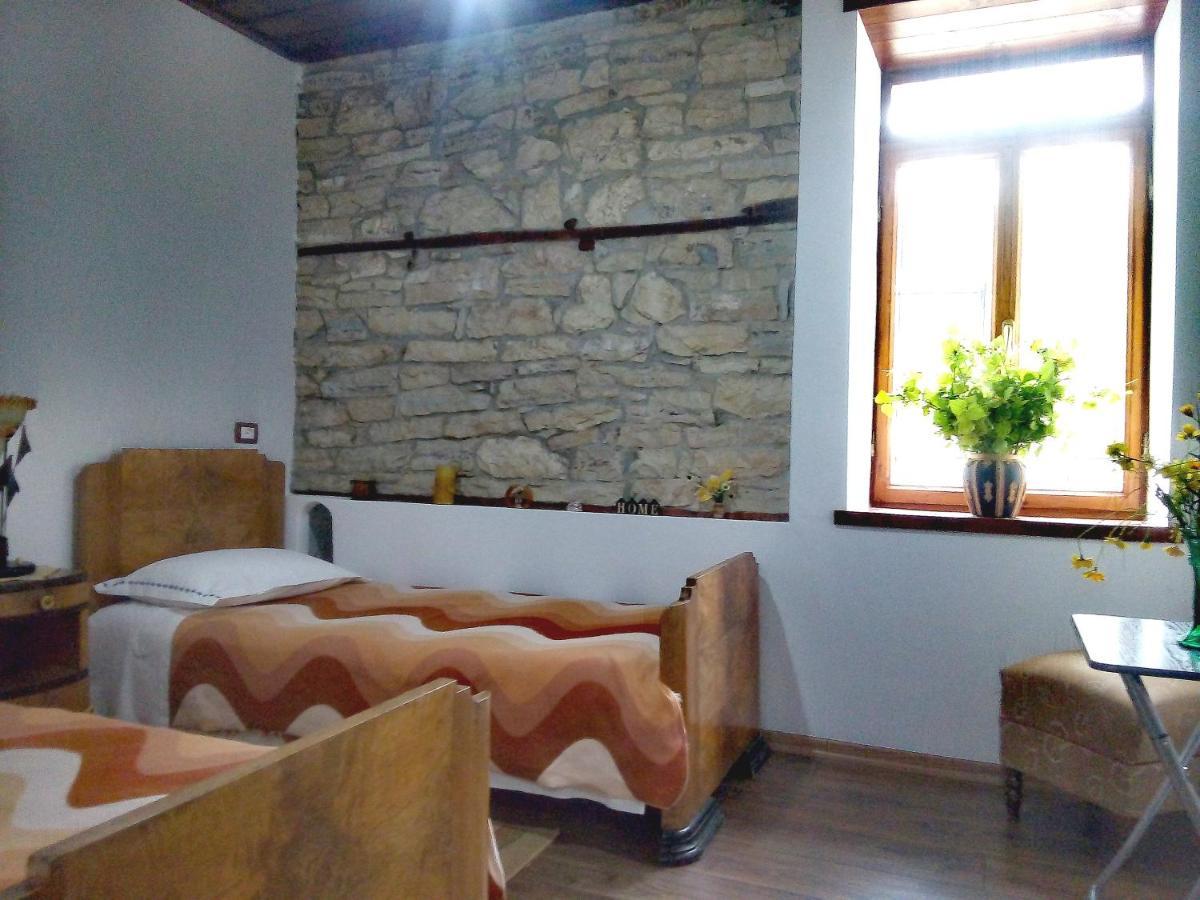 Guesthouse Celo Gjirokaster Exterior photo